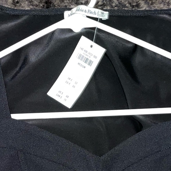 Long sleeve Abercrombie sweetheart neck corset too - Picture 2 of 2